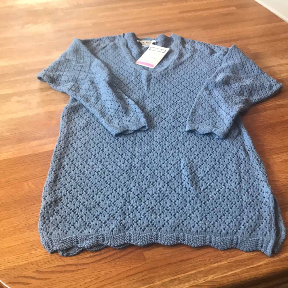 Adorable knit sweater